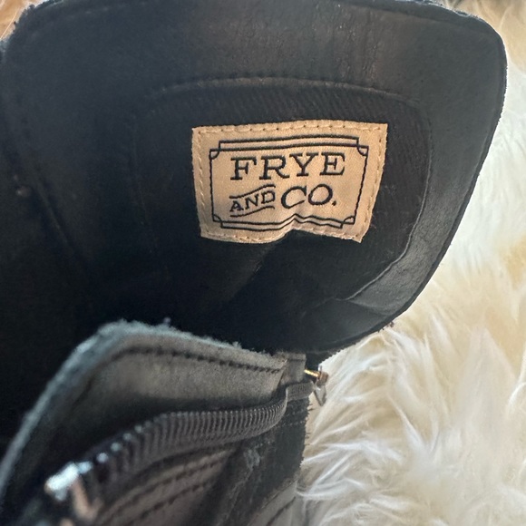 Frye and Co. Black Rayner Hiker Ankle Boot - Picture 3 of 6